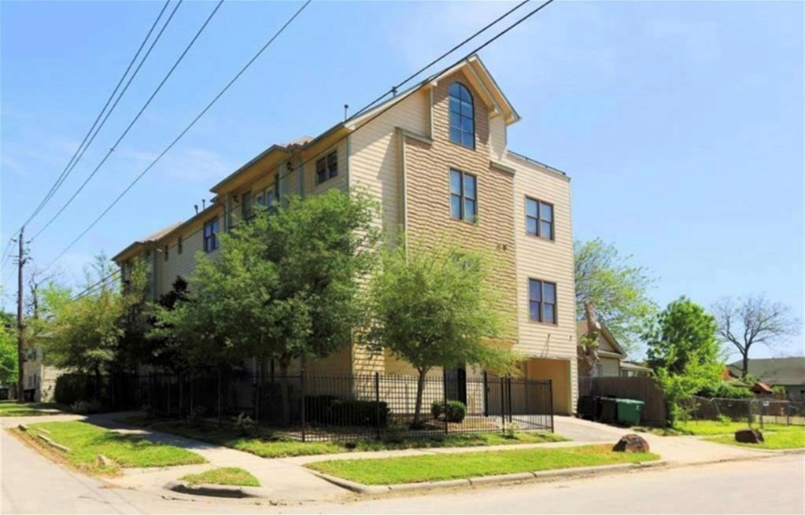 Real estate property located at 210 Cordell, Harris, Houston, TX, US