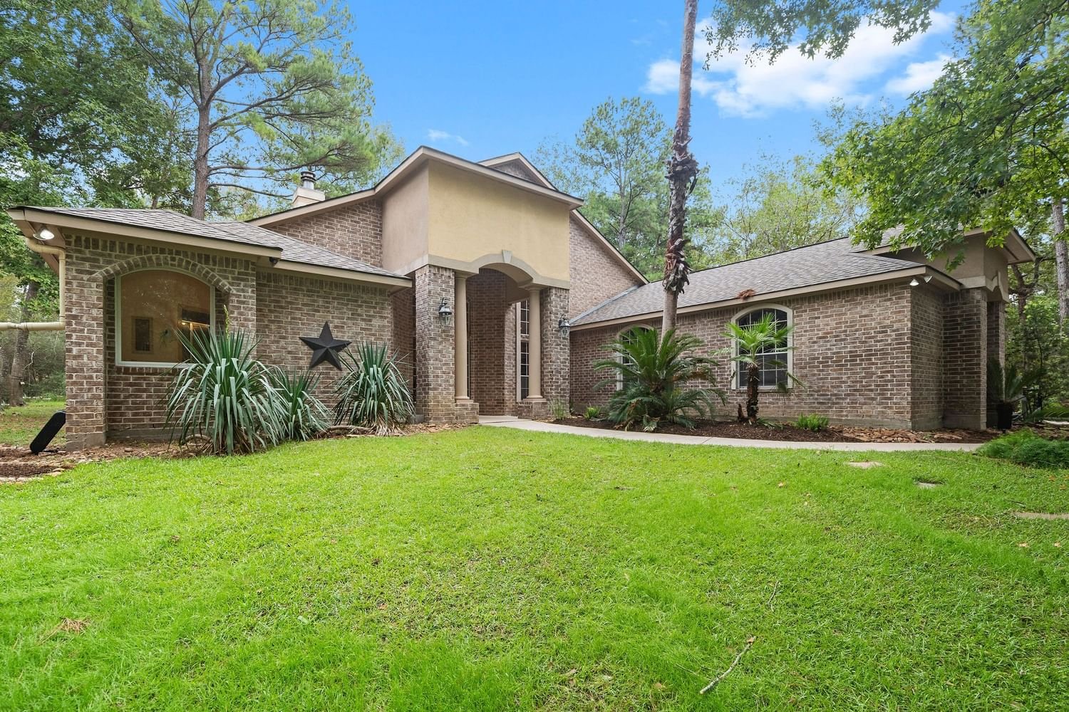 Real estate property located at 42 Lake Forest, Montgomery, Lake Creek Forest 01, Conroe, TX, US