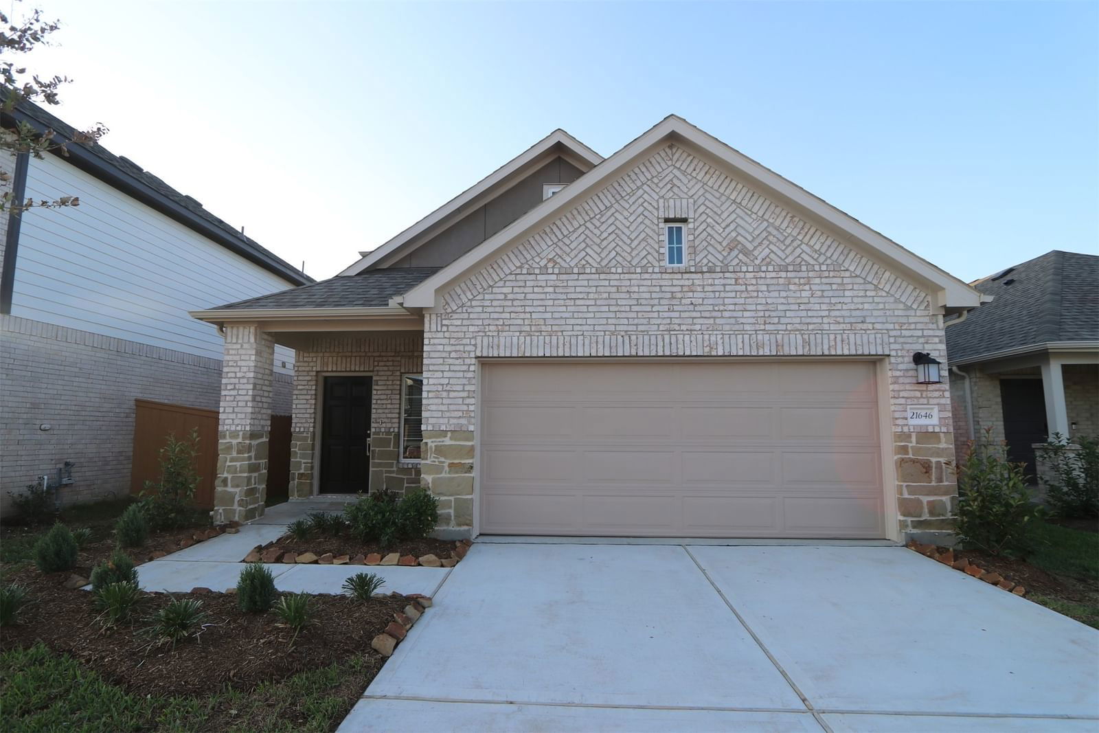 Real estate property located at 21646 Wave Hollow, Harris, Marvida, Cypress, TX, US