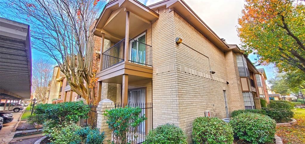 Real estate property located at 2121 Hepburn #309, Harris, Montreal Place Condo Ph 01, Houston, TX, US