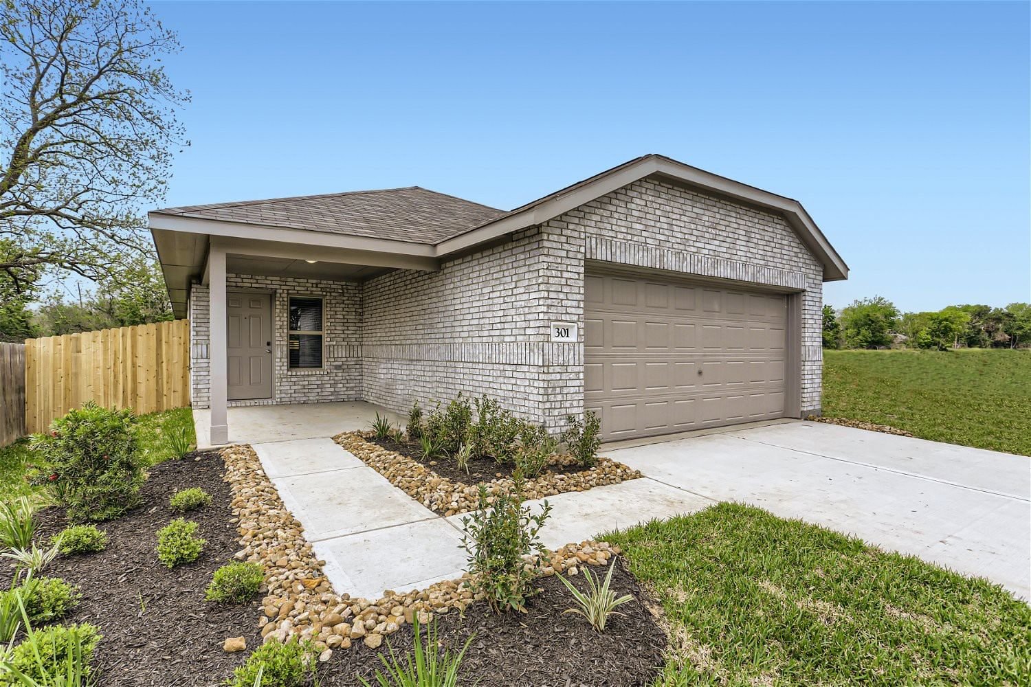 Real estate property located at 310 Riverwood Village, Austin, Riverwood Village, Sealy, TX, US