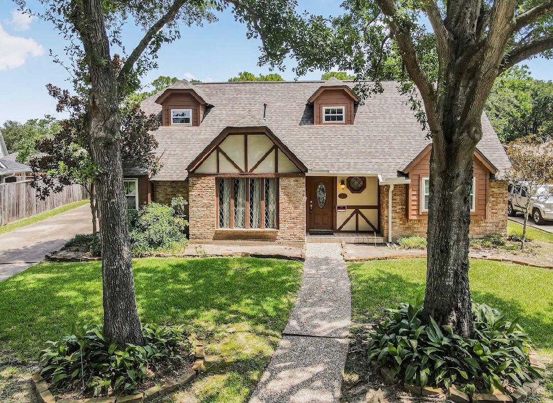 Real estate property located at 2018 Briarstem, Harris, Briar Village Sec 02, Houston, TX, US