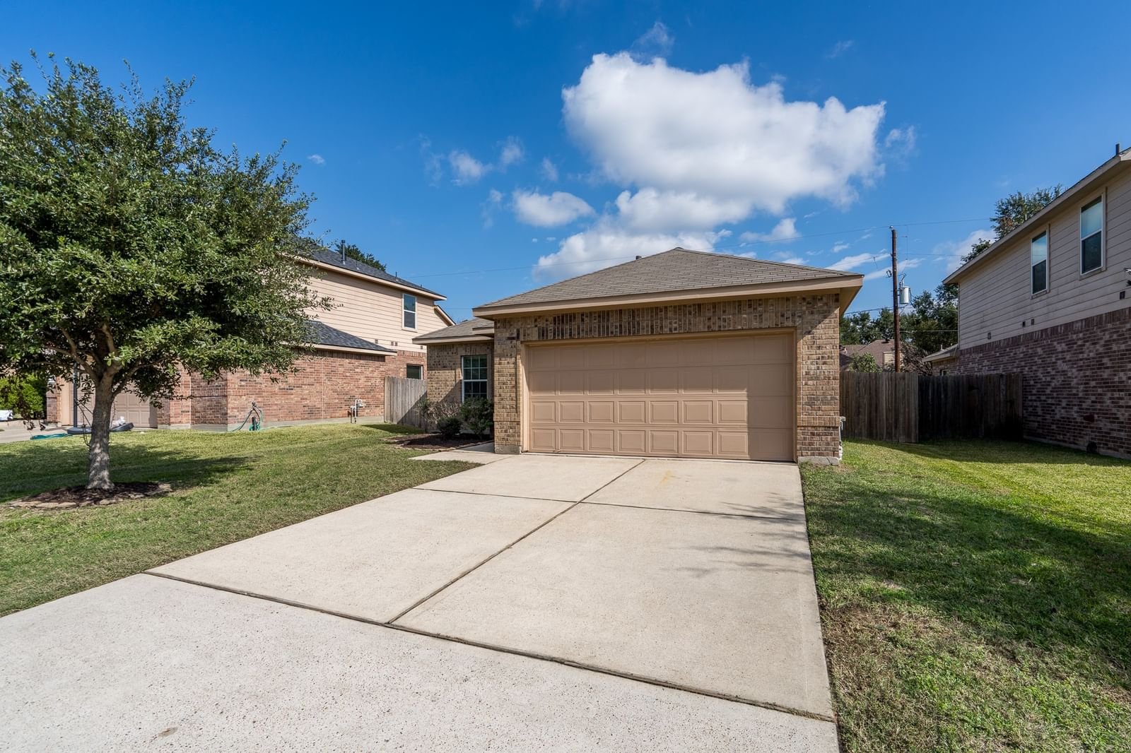 Real estate property located at 24634 Sandusky, Harris, Tomball, TX, US