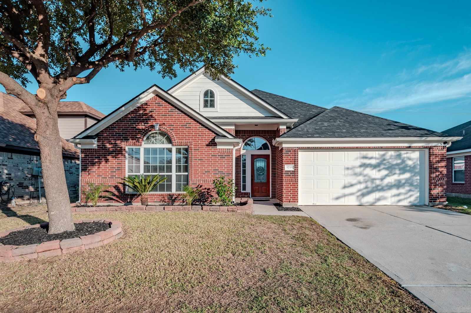 Real estate property located at 5719 Annatto, Harris, Springfield Estates Sec 05, Baytown, TX, US