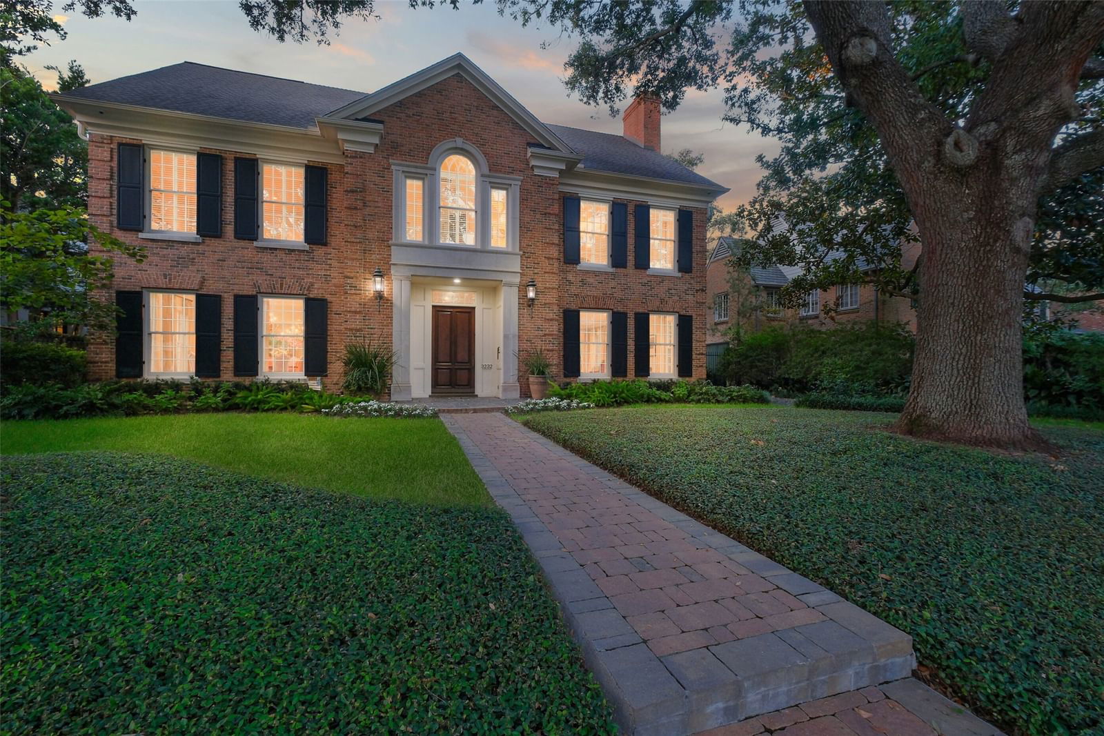 Real estate property located at 3232 Huntingdon, Harris, River Oaks Country Club Estates, Houston, TX, US