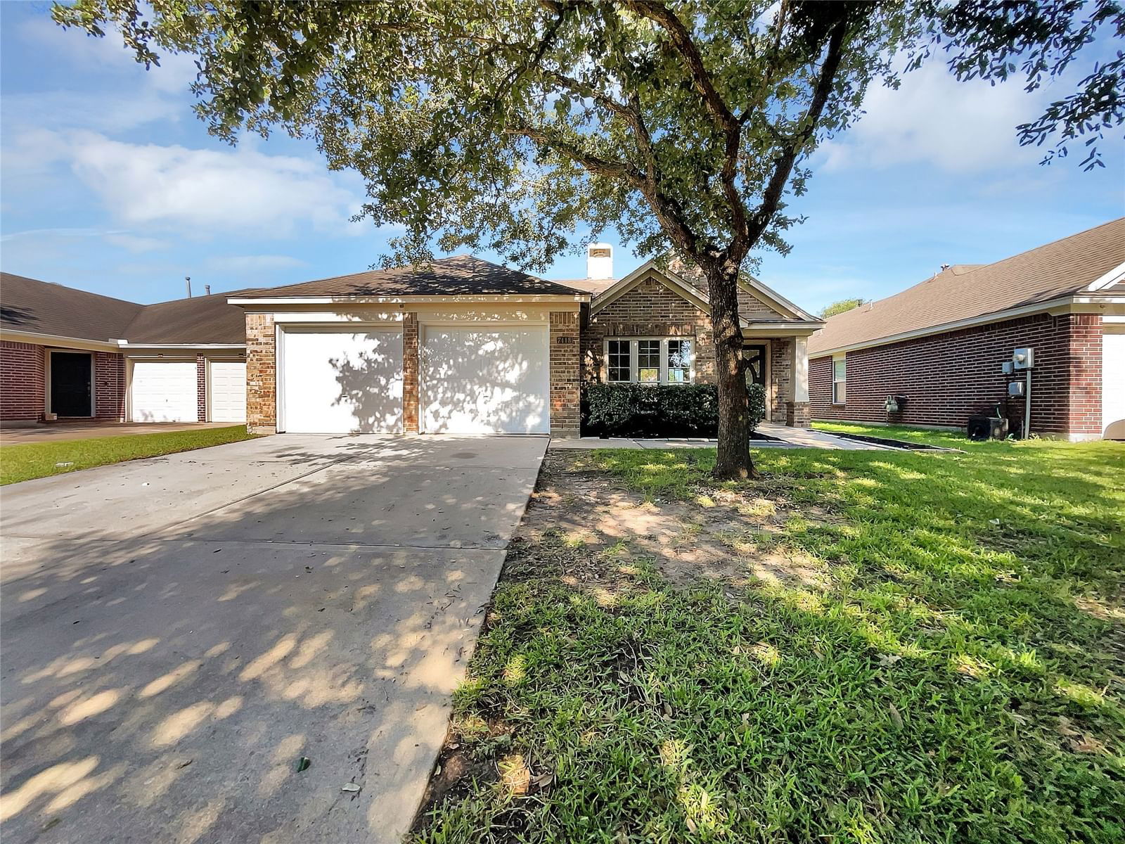 Real estate property located at 7418 Lake Run, Fort Bend, Lakemont Sec 5, Richmond, TX, US