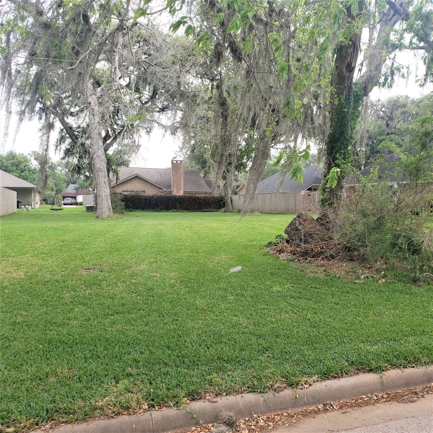 Real estate property located at 00 Lakewood, Brazoria, West Columbia, TX, US