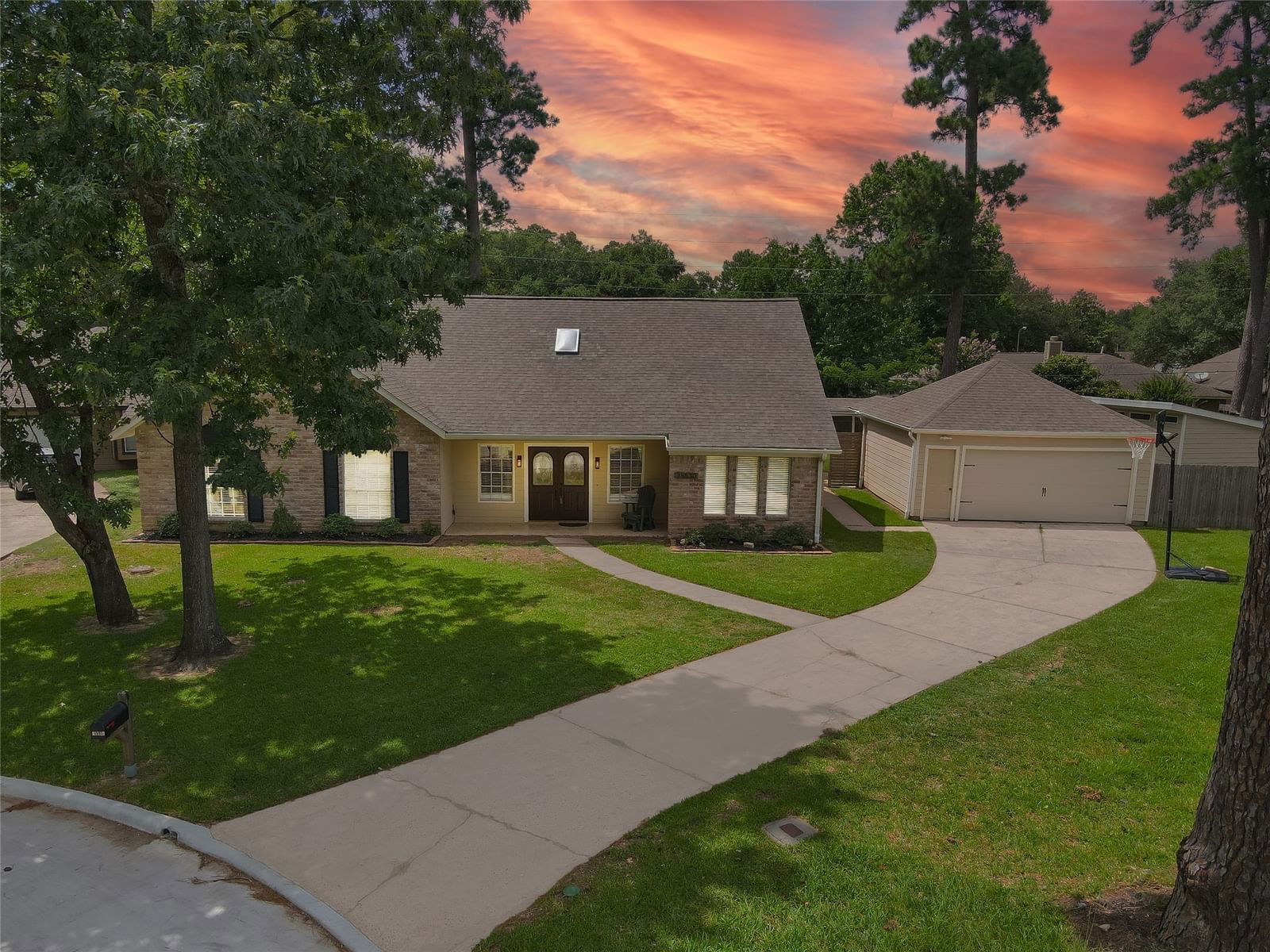 Real estate property located at 25530 Lynbriar, Harris, Lexington Woods Sec 02, Spring, TX, US