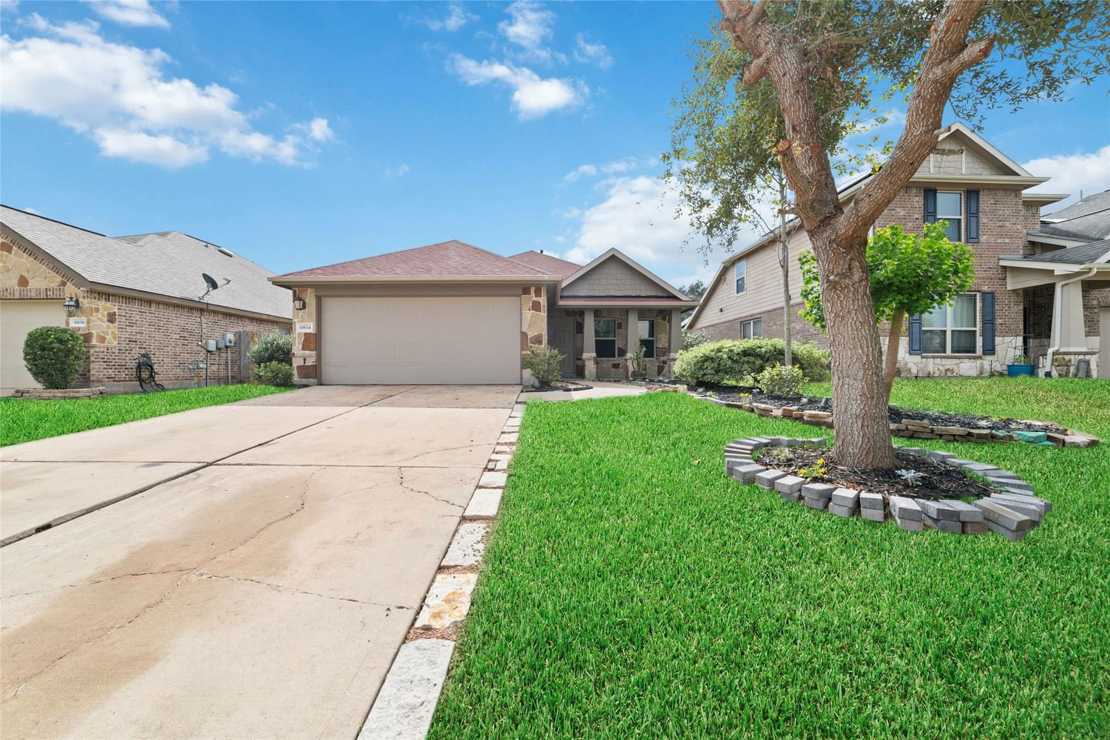 Real estate property located at 6834 Pear Point, Fort Bend, Walnut Creek Sec 5, Richmond, TX, US