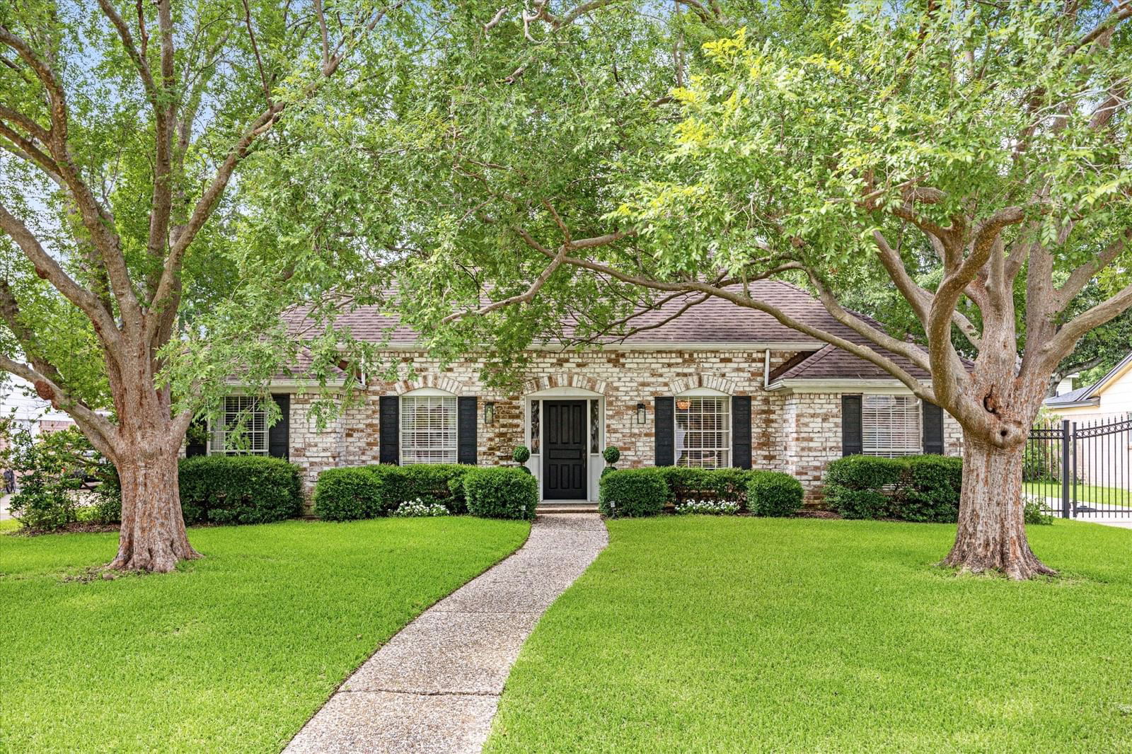 Real estate property located at 11003 Olympia, Harris, Lakeside Estates, Houston, TX, US