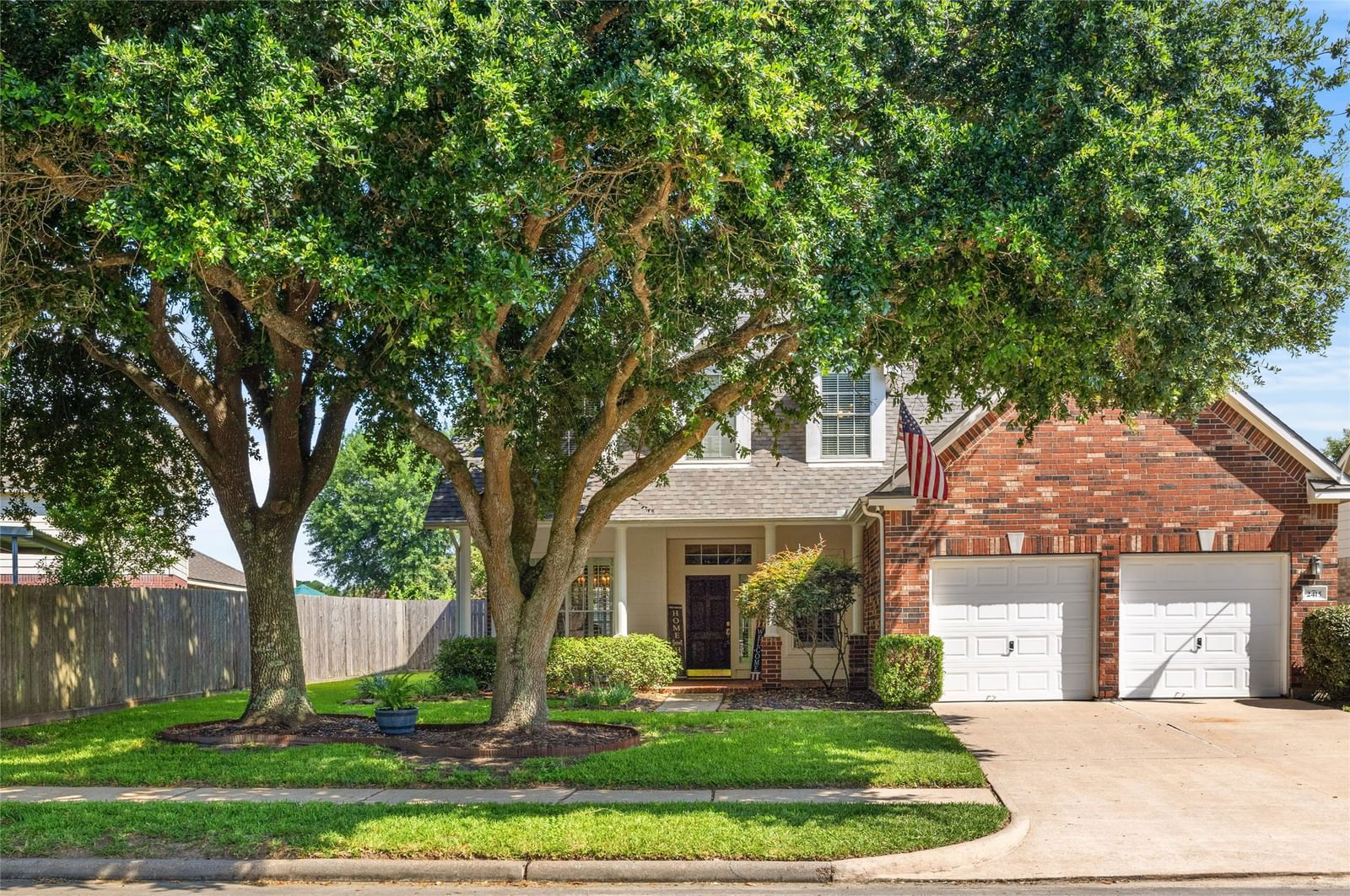 Real estate property located at 2415 Bay Hill, Harris, Evergreen Fairways, Baytown, TX, US