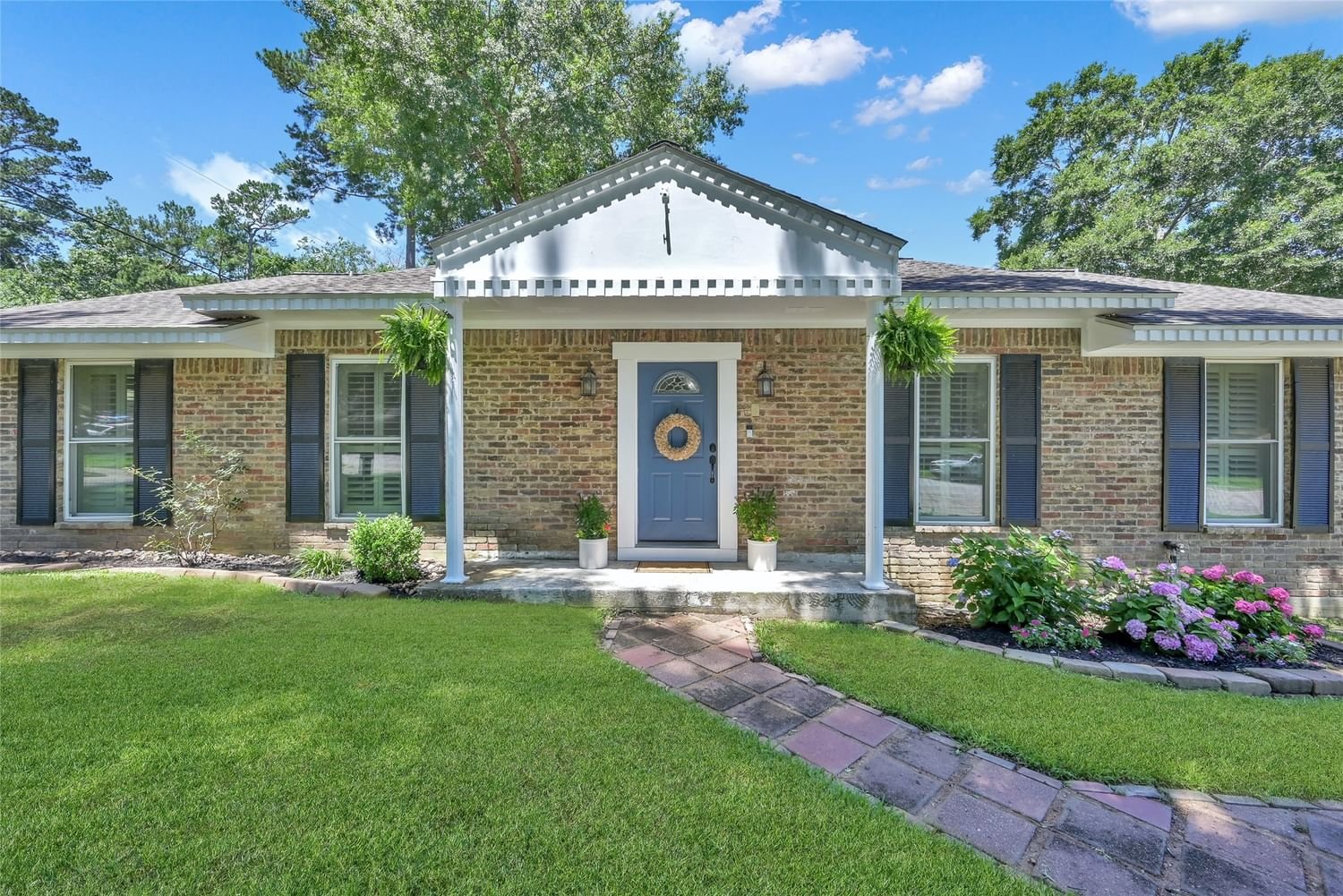 Real estate property located at 13 Fairway, Montgomery, Forest Estates 01, Conroe, TX, US