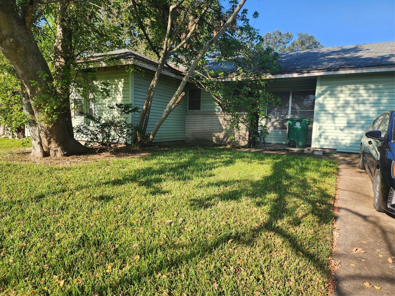 Real estate property located at 8302 Sharondale, Harris, Belfort Park Sec 04, Houston, TX, US