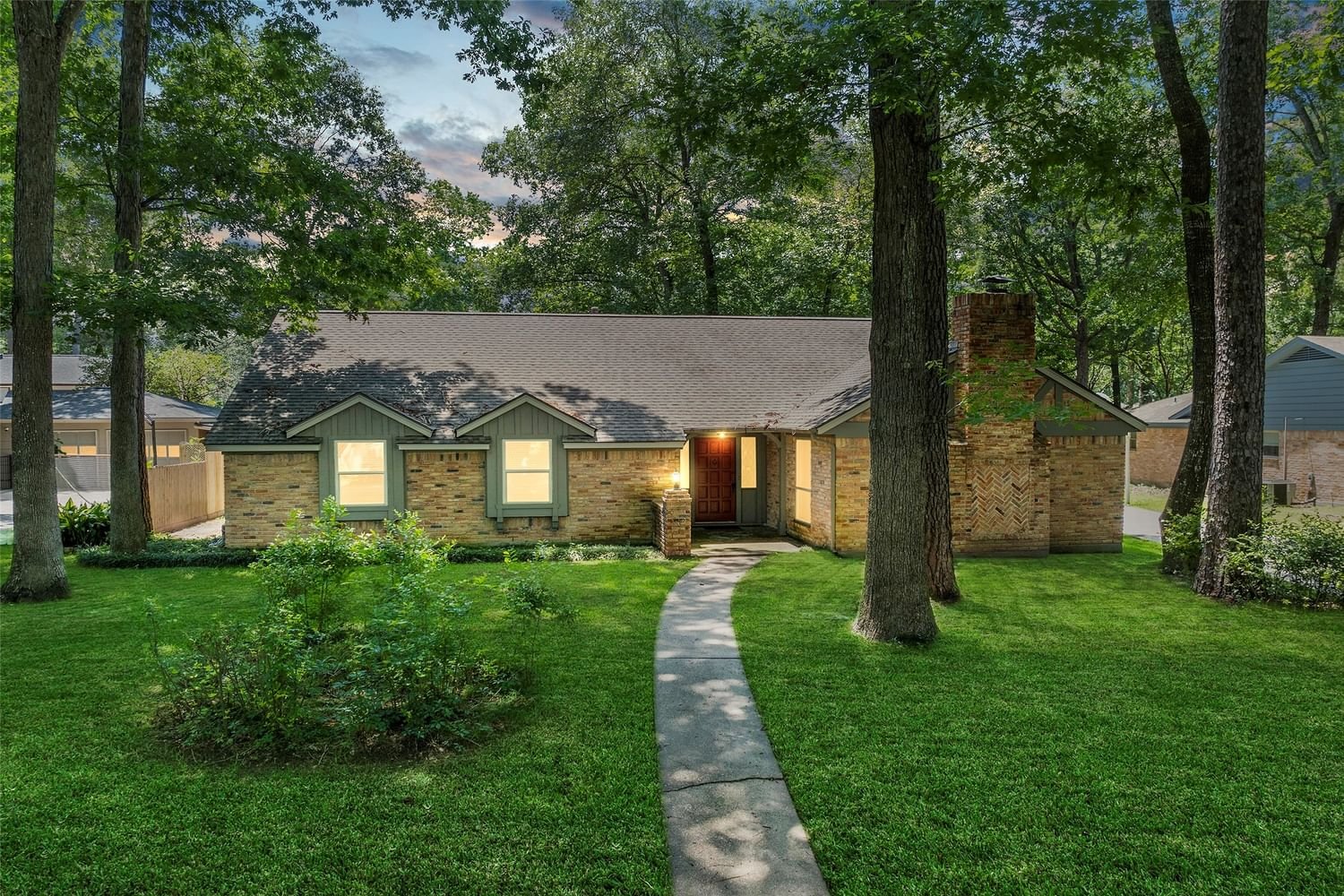 Real estate property located at 2518 Parkdale, Harris, Bear Branch Village, Kingwood, TX, US