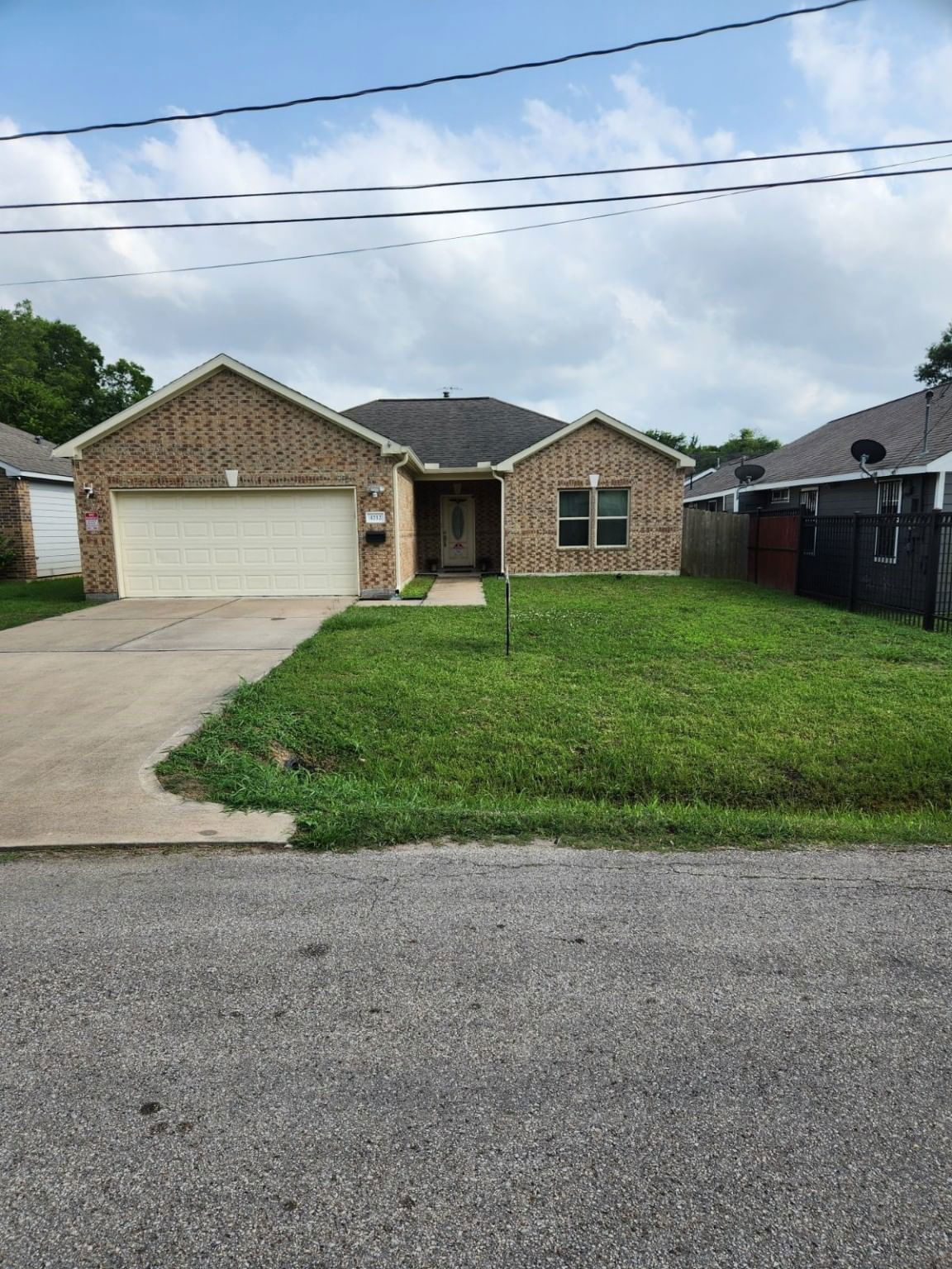 Real estate property located at 4212 Knoxville, Harris, Sunnyside Court A-P, Houston, TX, US