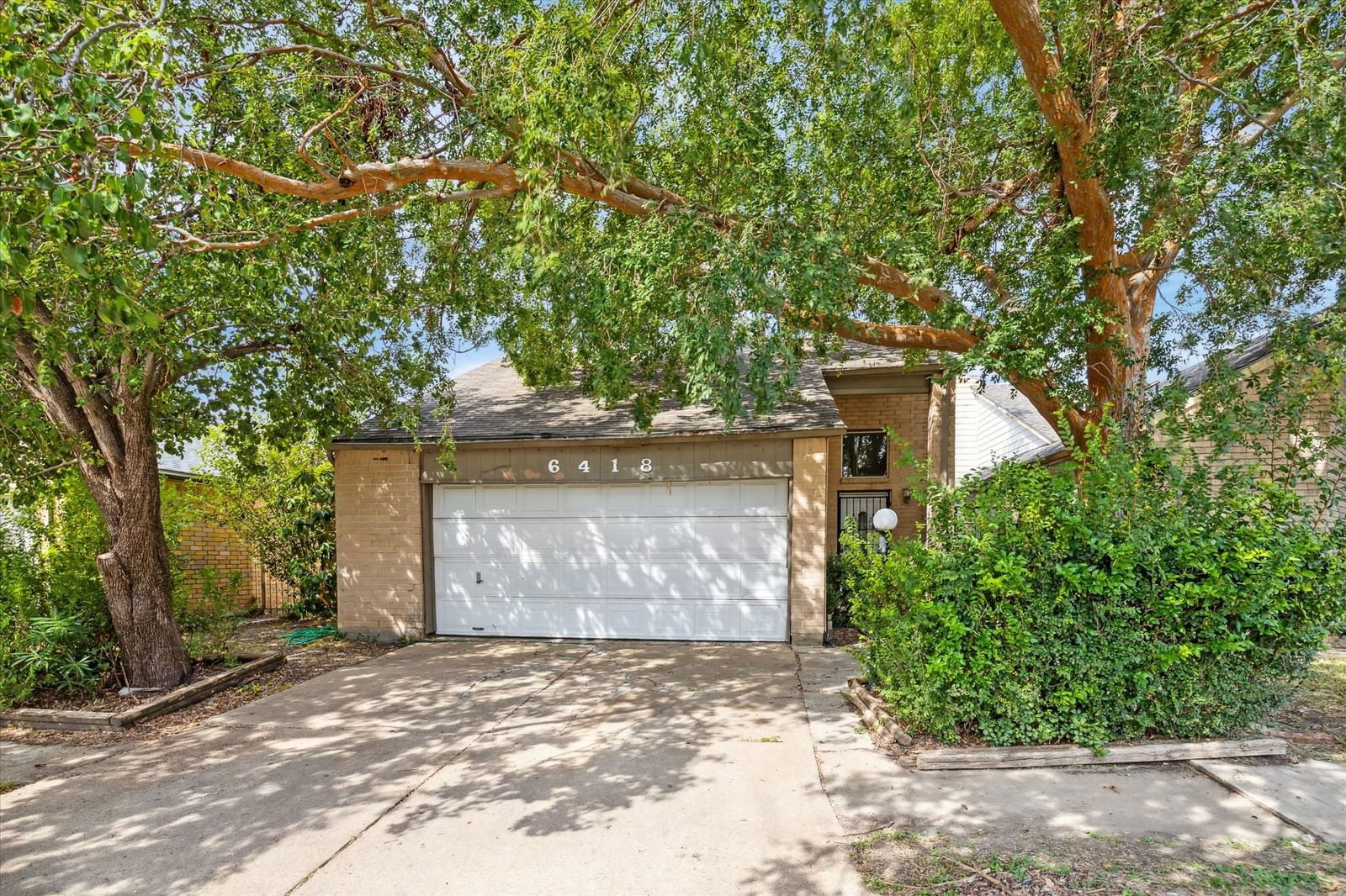 Real estate property located at 6418 Gladewell, Harris, Brays Village East, Houston, TX, US