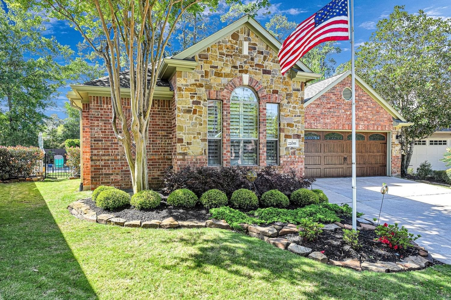 Real estate property located at 22093 Iron Knoll, Harris, Kings Manor Patio Homes Sec 3, Kingwood, TX, US