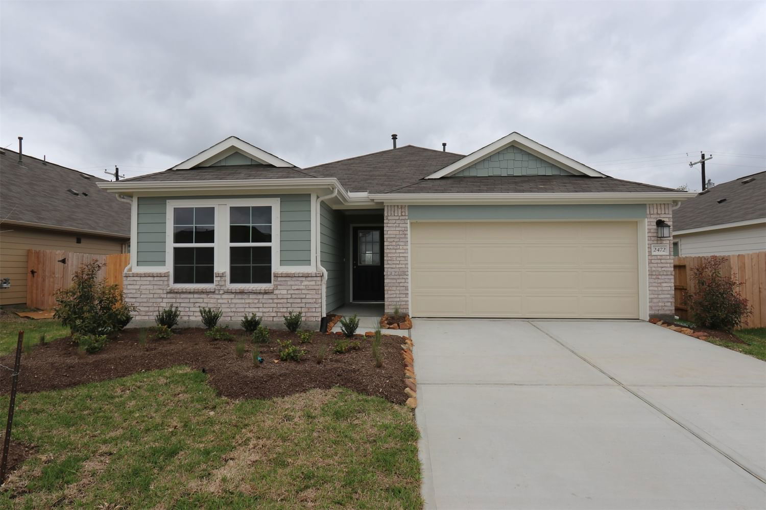 Real estate property located at 2472 Paint Creek Drive, Brazoria, Mustang Crossing, Alvin, TX, US