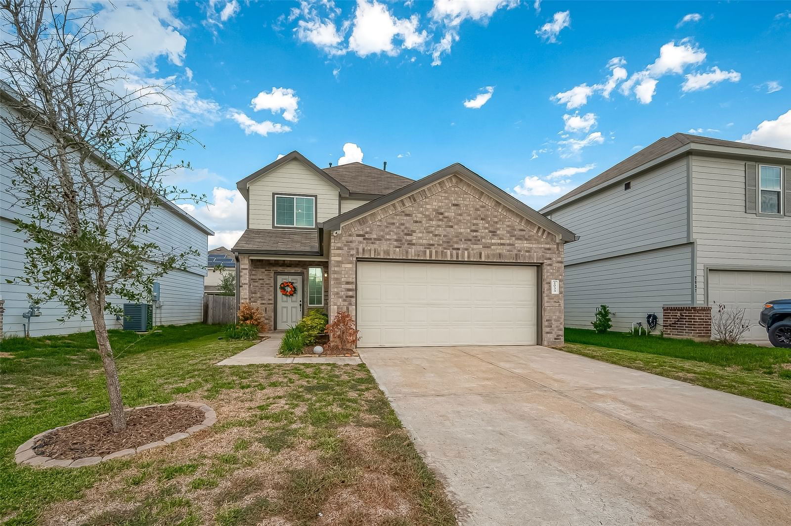 Real estate property located at 2033 Muggy, Montgomery, Mackenzie Creek 01, Conroe, TX, US