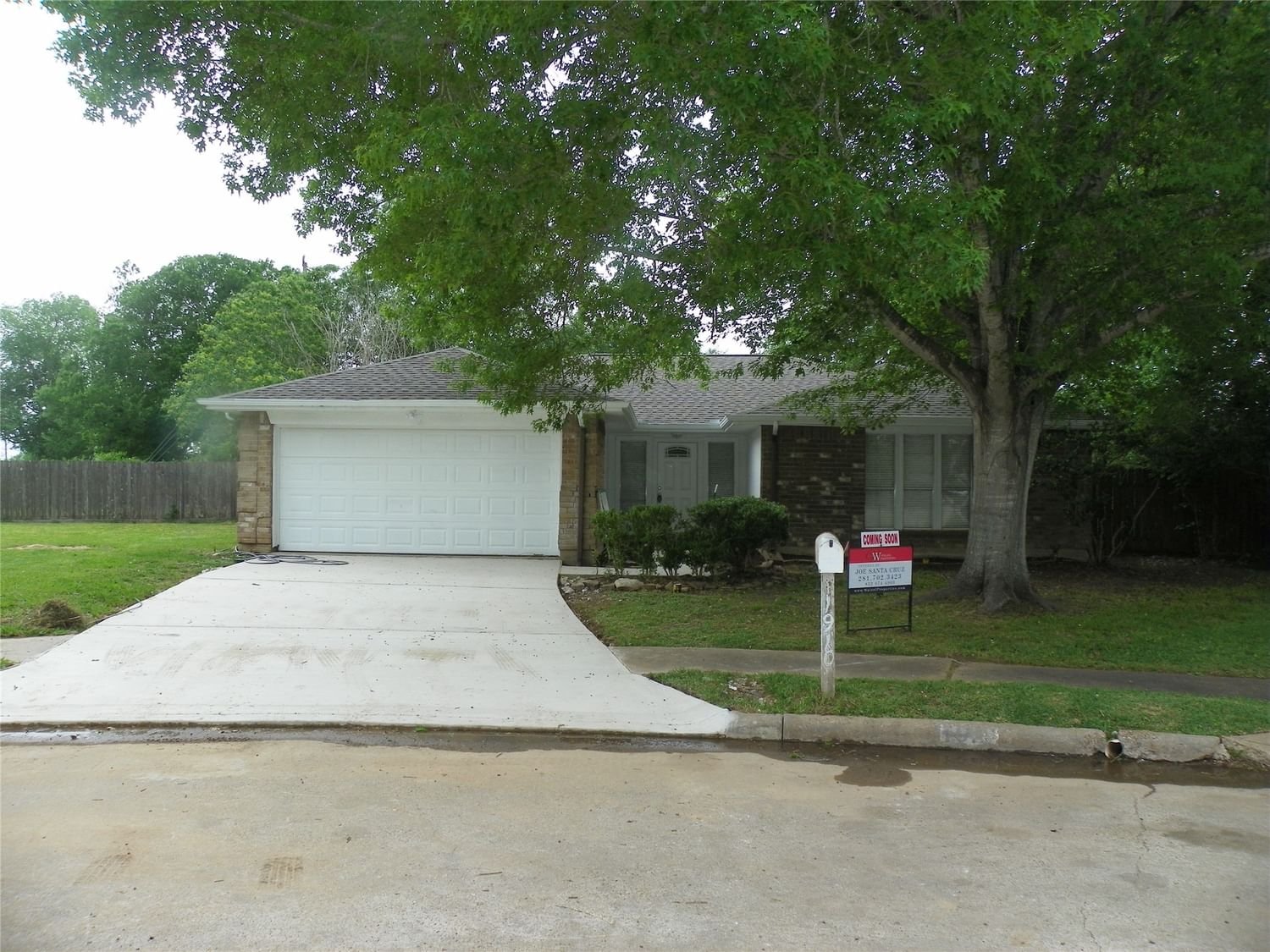 Real estate property located at 1910 Old Colony Court, Fort Bend, The Grove Sec 1, Richmond, TX, US