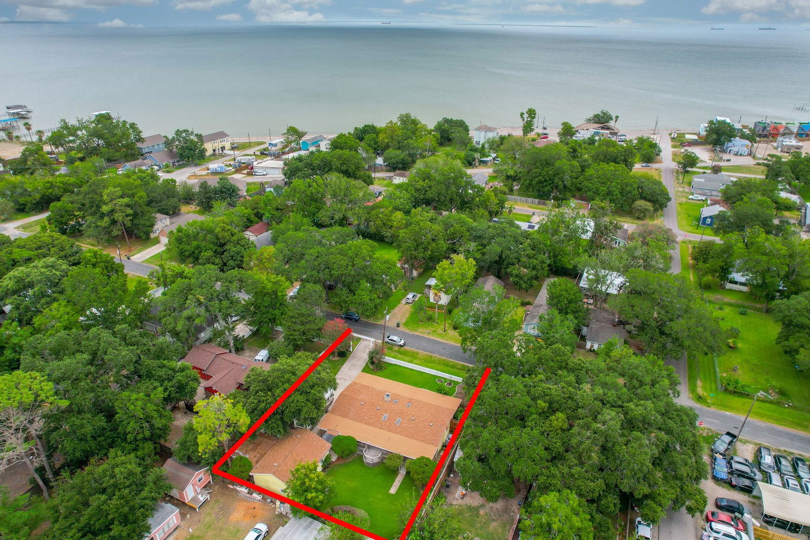 Real estate property located at 4438 1st, Galveston, Bacliff, TX, US