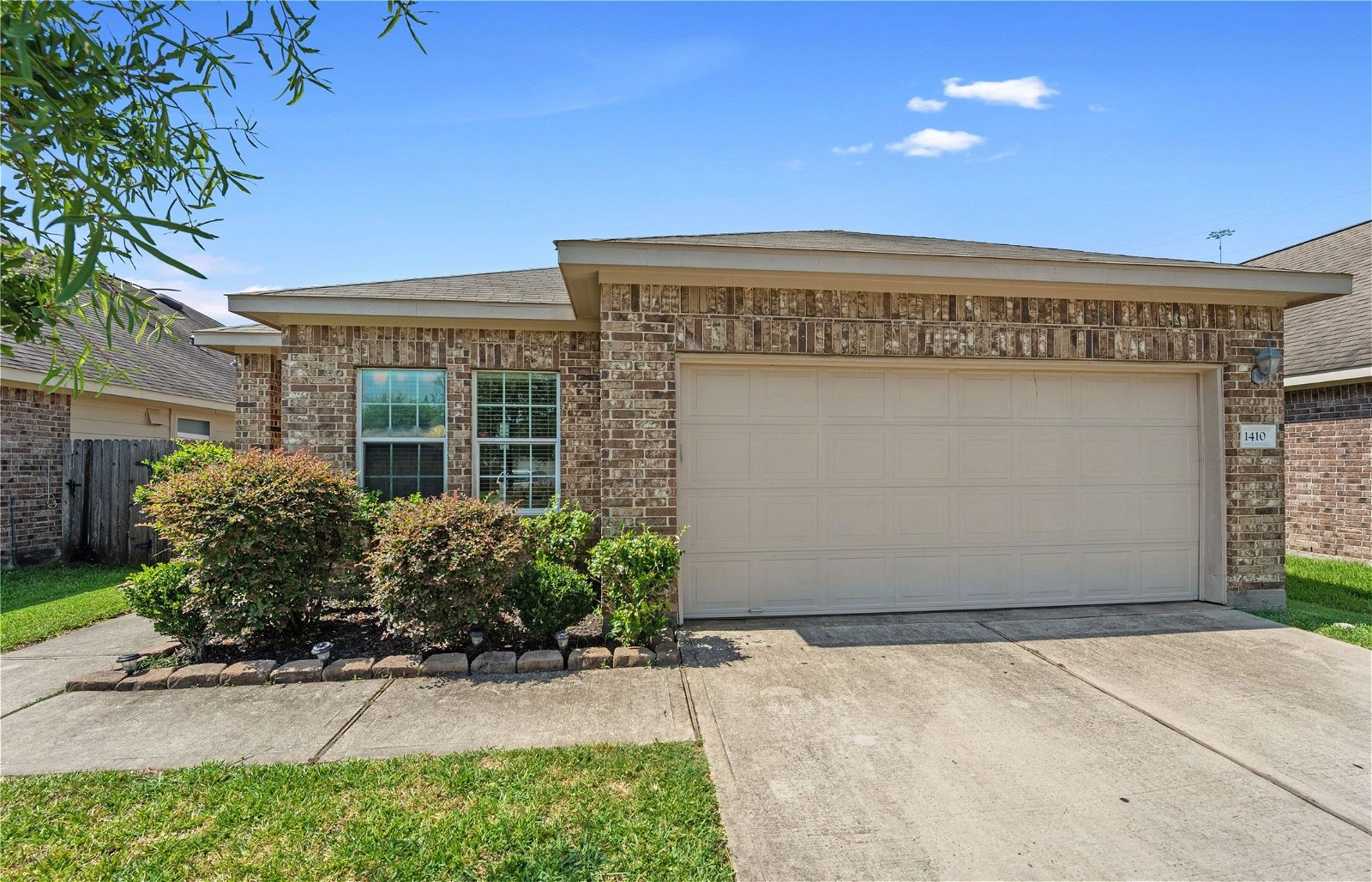 Real estate property located at 1410 Stonehedge Bend, Harris, Stonehedge, Houston, TX, US