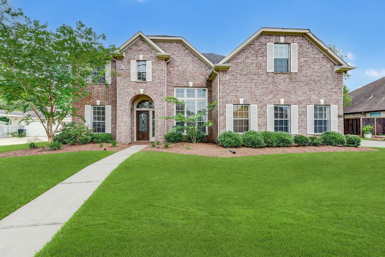 Real estate property located at 1409 Cambridge, Galveston, Wilderness Trails Sec 3 91, Friendswood, TX, US