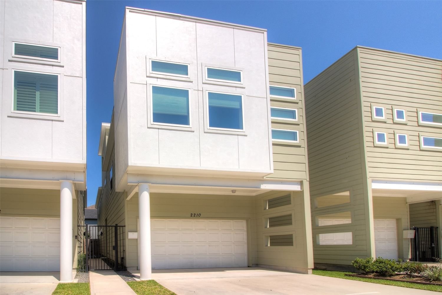 Real estate property located at 2210 Hutchins, Harris, Cornwell Terrace, Houston, TX, US
