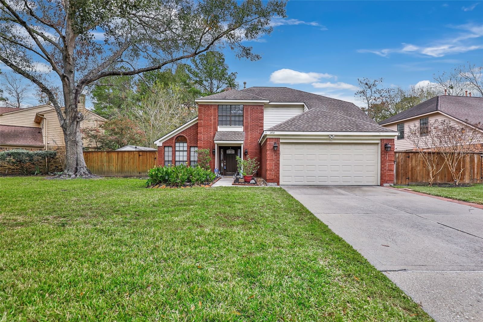 Real estate property located at 2610 Hidden Garden, Harris, Hunters Ridge Village Sec 04, Houston, TX, US