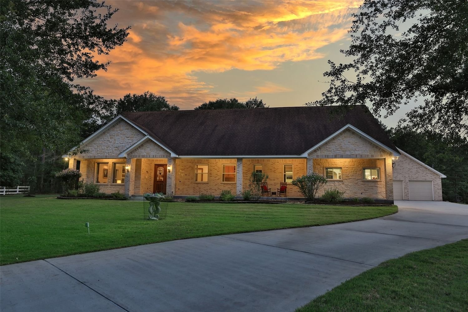 Real estate property located at 7044 Racehorse, Grimes, Saddle Creek Forest, Waller, TX, US