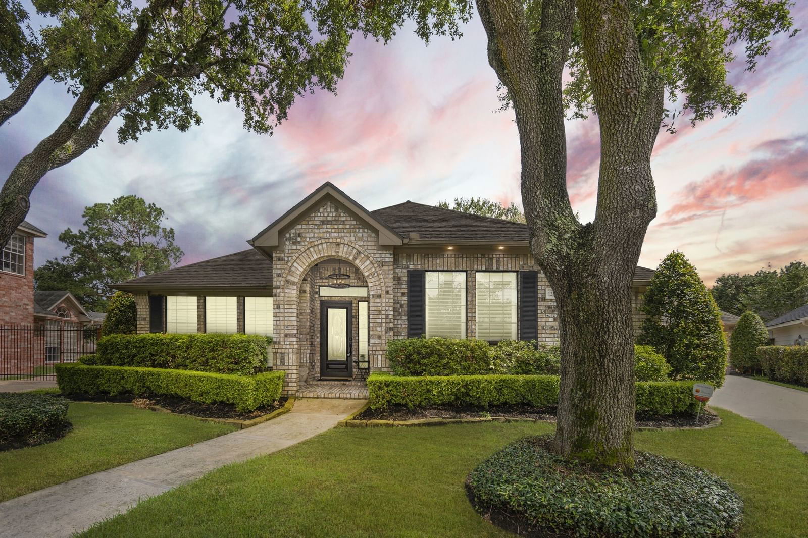 Real estate property located at 12507 Pebble Way, Harris, Lakes On Eldridge Sec 07, Houston, TX, US