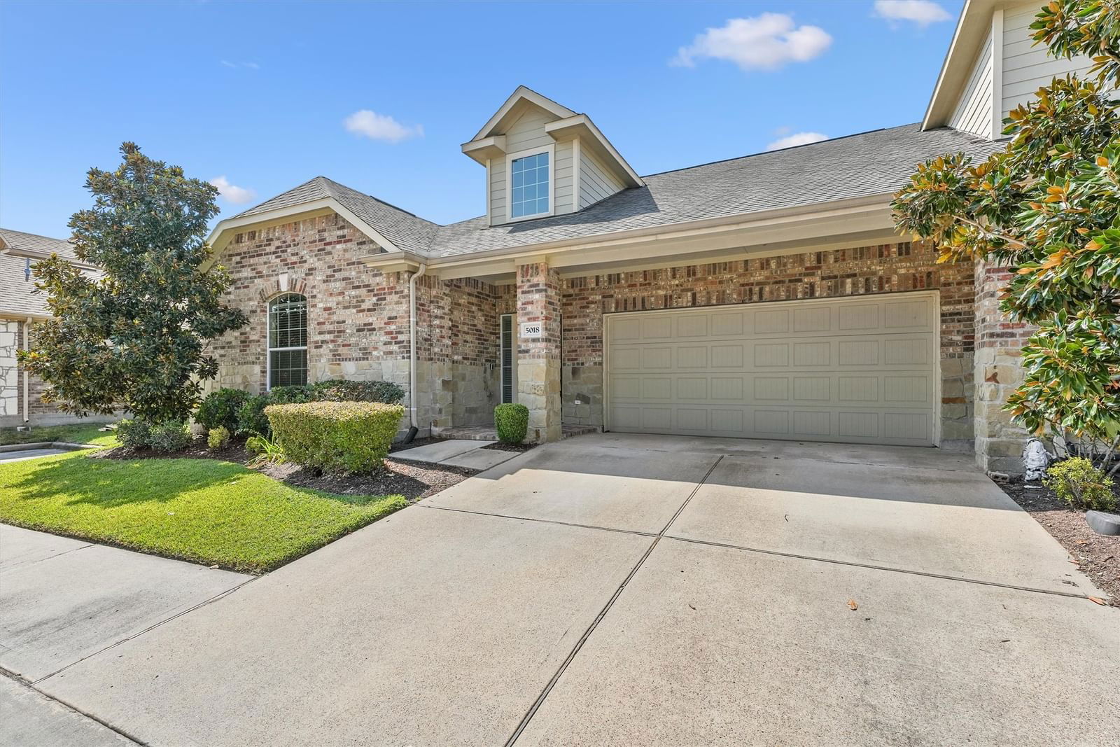 Real estate property located at 5018 Keith, Harris, Summer Mdws Twnhms, Pasadena, TX, US