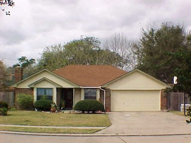 Real estate property located at 120 Bougainvillea, Brazoria, Shywood Lake Jackson, Lake Jackson, TX, US