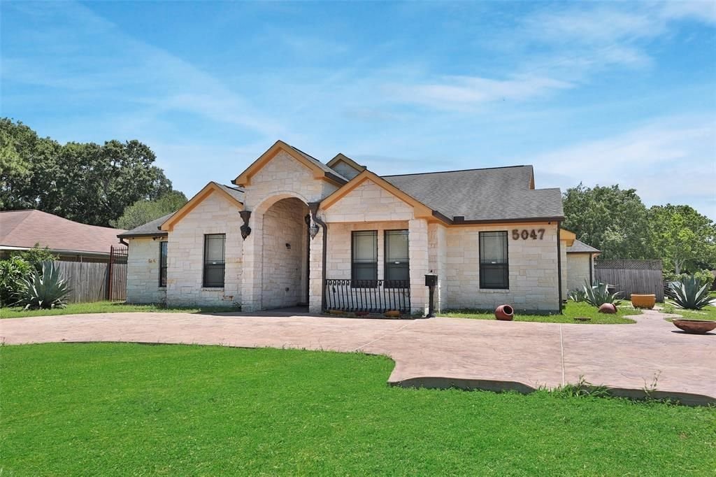Real estate property located at 5047 Bellfort, Harris, Westbury, Houston, TX, US