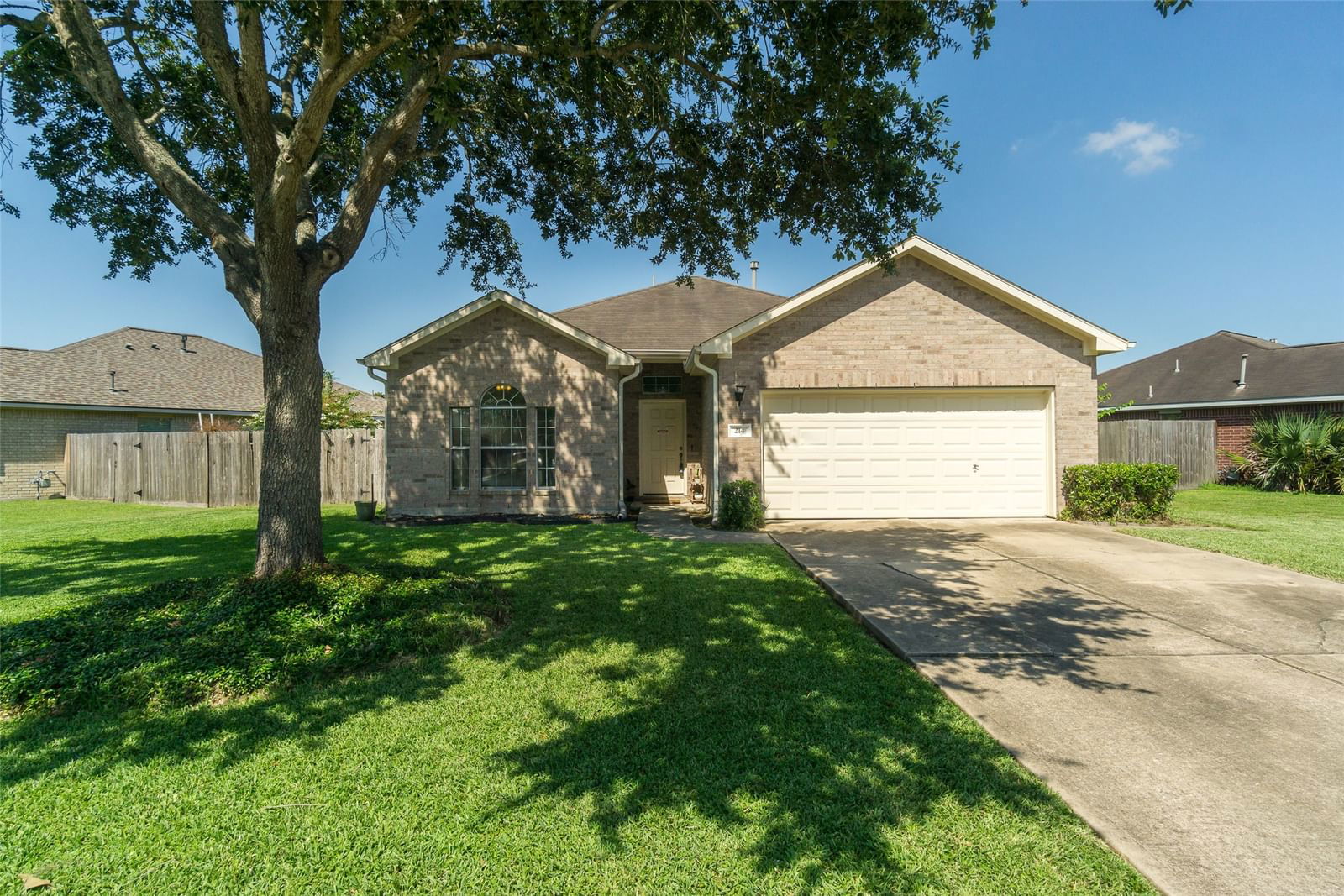 Real estate property located at 214 Silver Mist, Galveston, Bay Colony Parkside Sec 1, Dickinson, TX, US