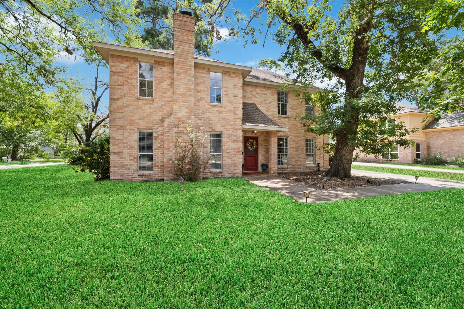 Real estate property located at 1926 Lakeville, Harris, Woodland Hills Village Sec 11, Kingwood, TX, US