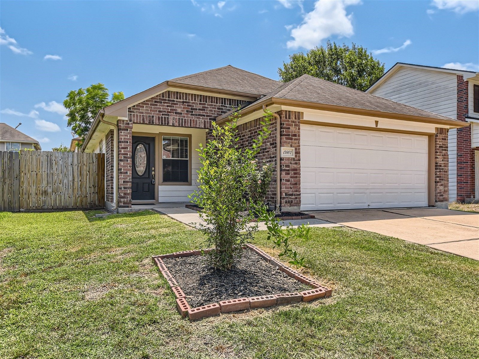 Real estate property located at 19802 Shores Edge, Harris, Tomball, TX, US