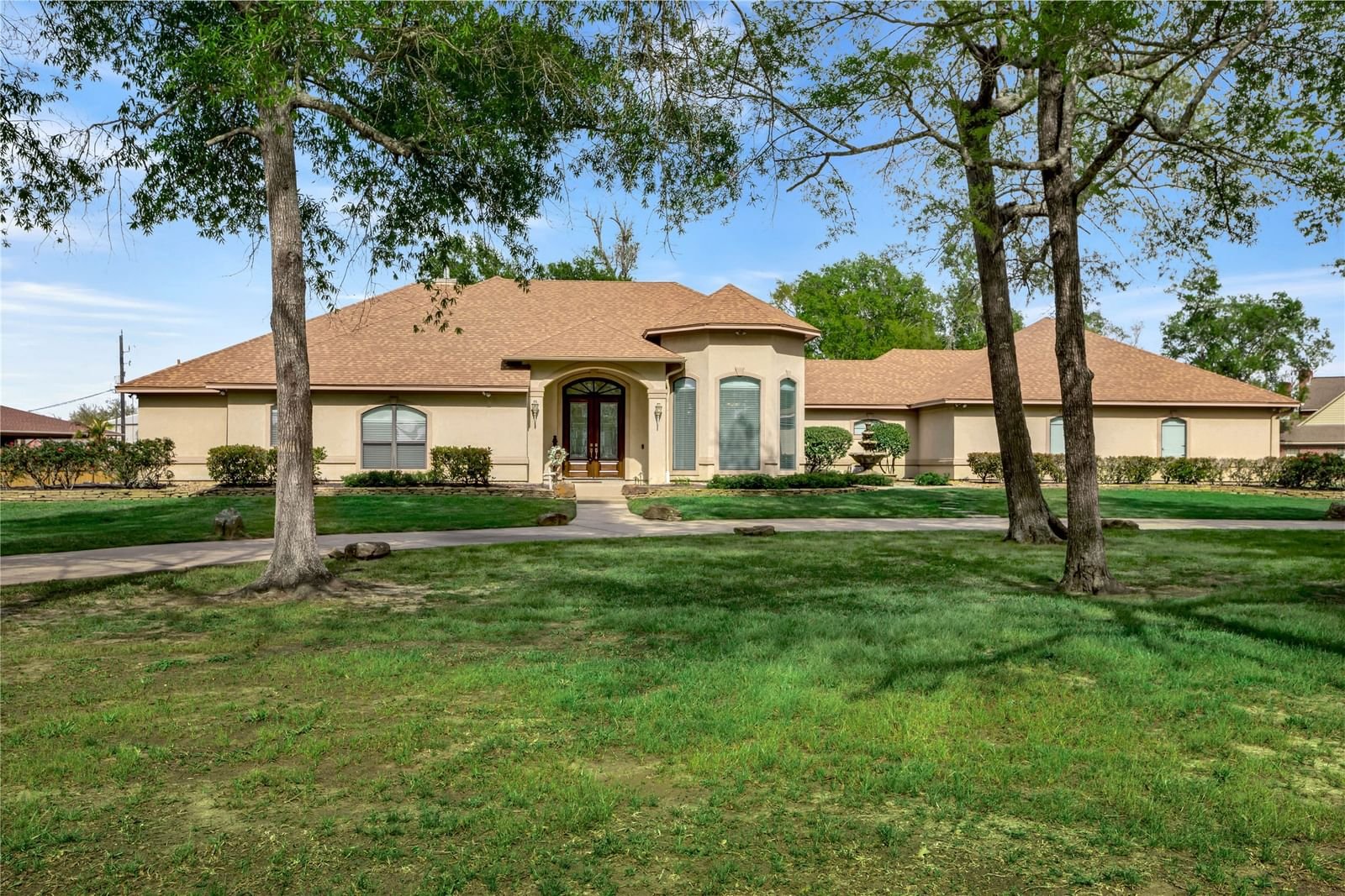 Real estate property located at 6003 Plantation, Chambers, Plantation, Baytown, TX, US