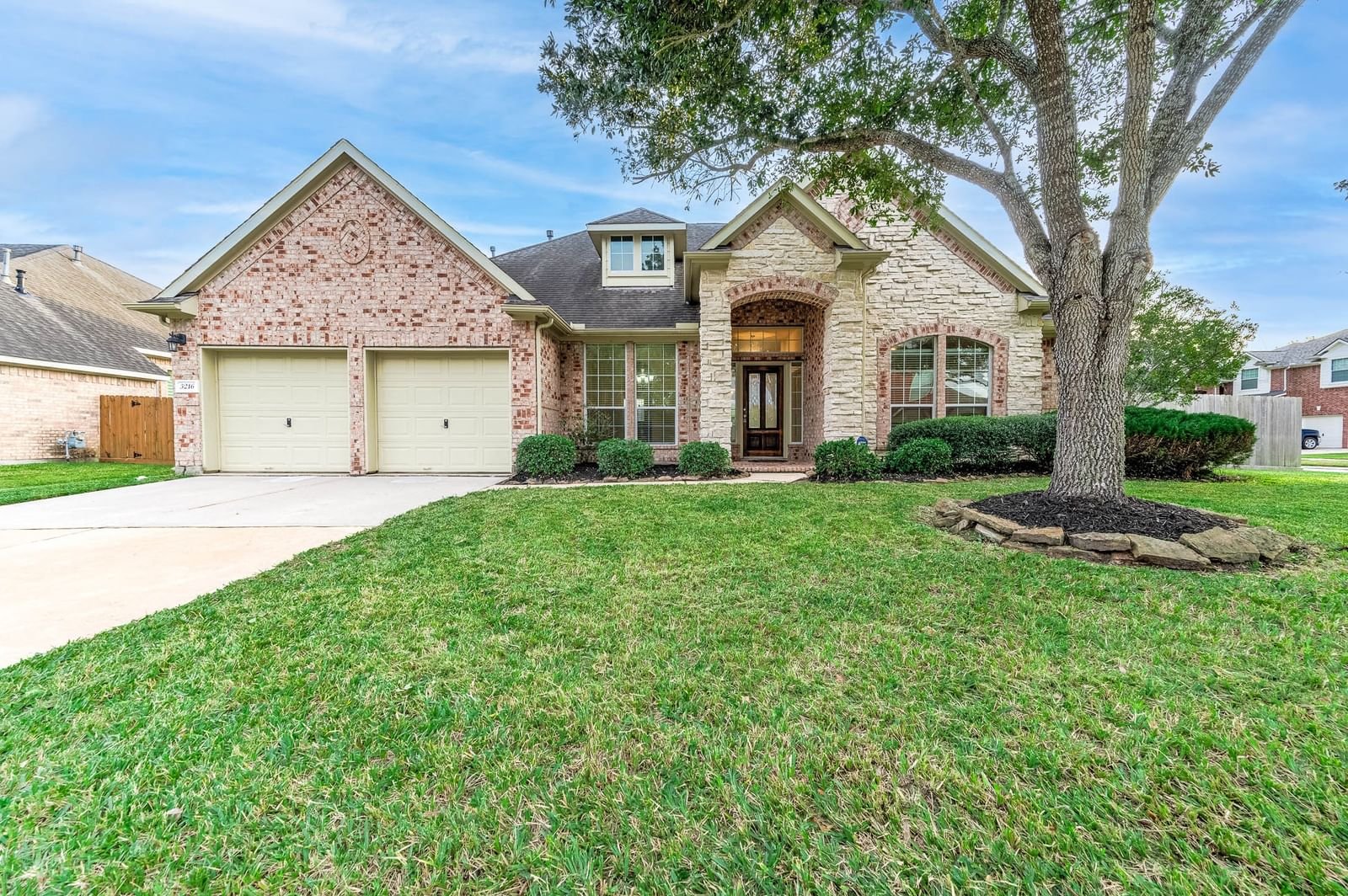 Real estate property located at 3216 Layton Place, Brazoria, Pearland Park Estates, Pearland, TX, US