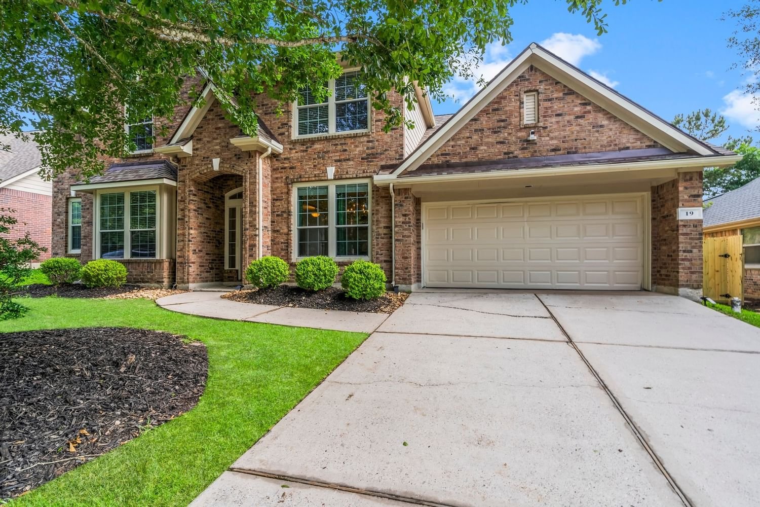 Real estate property located at 19 French Oaks, Montgomery, Wdlnds Village Sterling Ridge 49, The Woodlands, TX, US