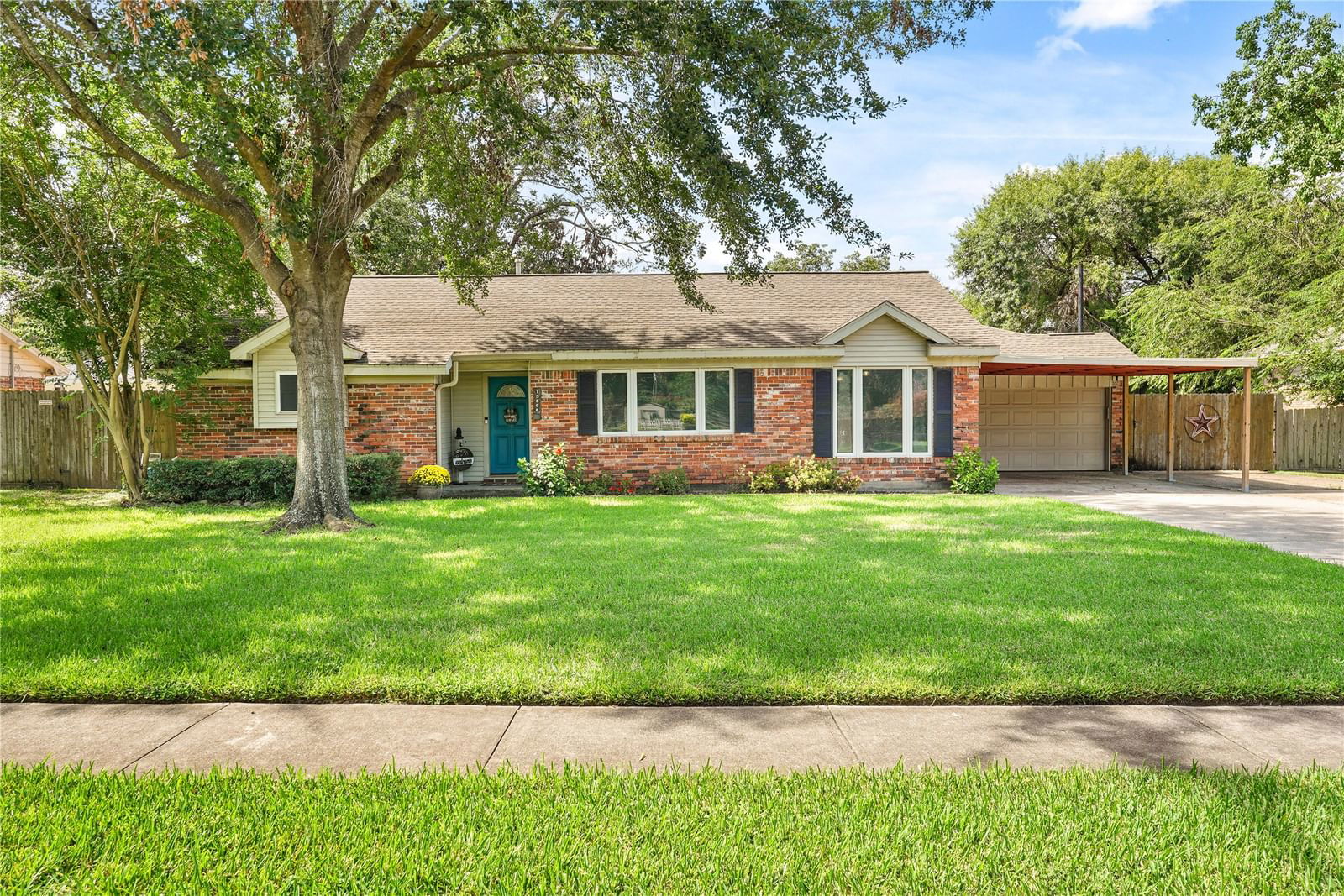 Real estate property located at 15606 Lakeview, Harris, Jersey Village, Jersey Village, TX, US