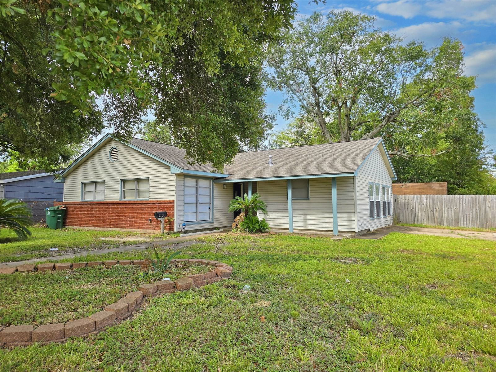 Real estate property located at 10802 Hoffer, Harris, Eastridge Terrace, Houston, TX, US