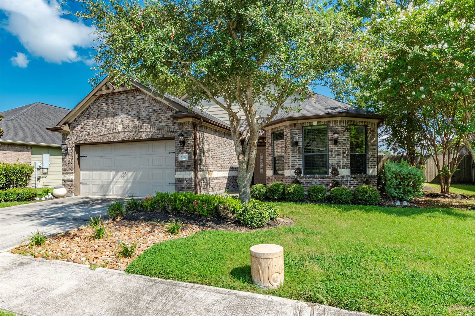 Real estate property located at 2214 Dove Haven, Galveston, Meadows Gate Sub 2006, League City, TX, US