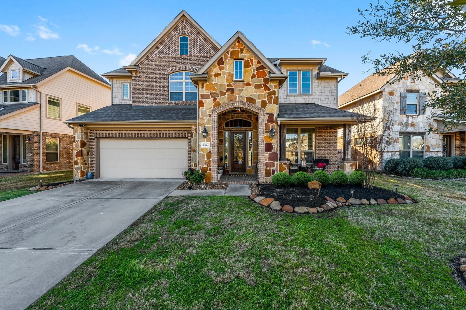 Real estate property located at 21903 Avalon Queen, Harris, Lakes/Avalon Village Sec 2 Pt, Spring, TX, US