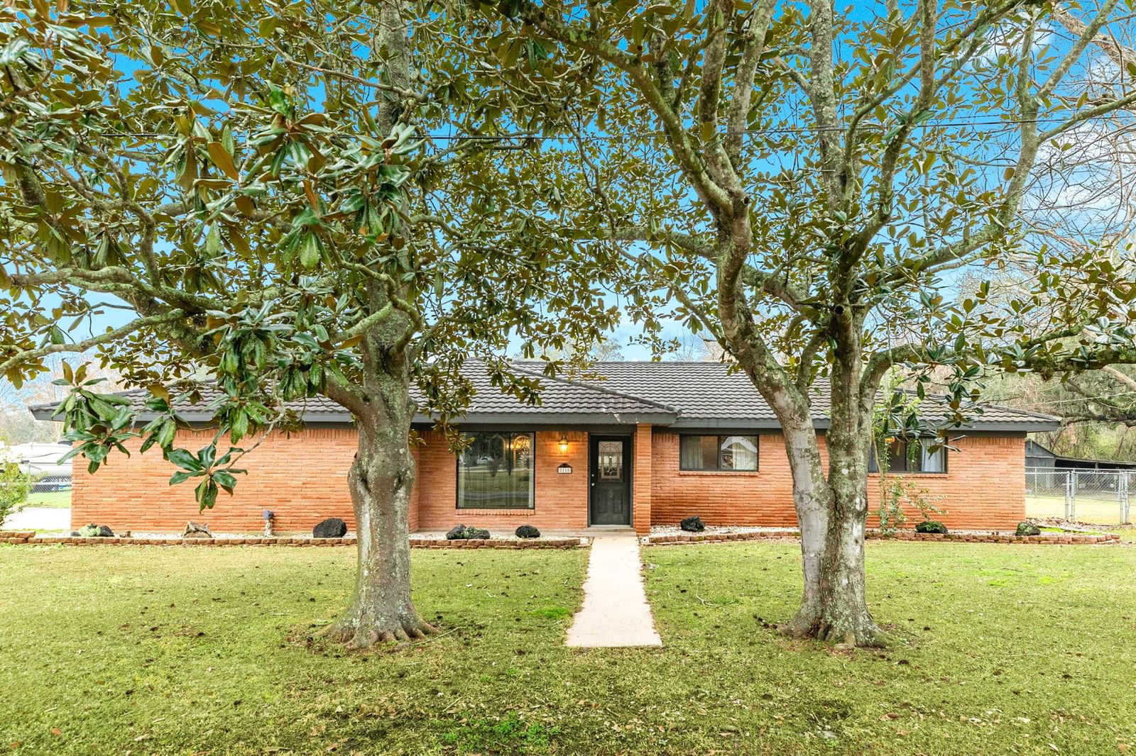 Real estate property located at 1110 Avenue C, Brazoria, Mckinney Sweeny, Sweeny, TX, US