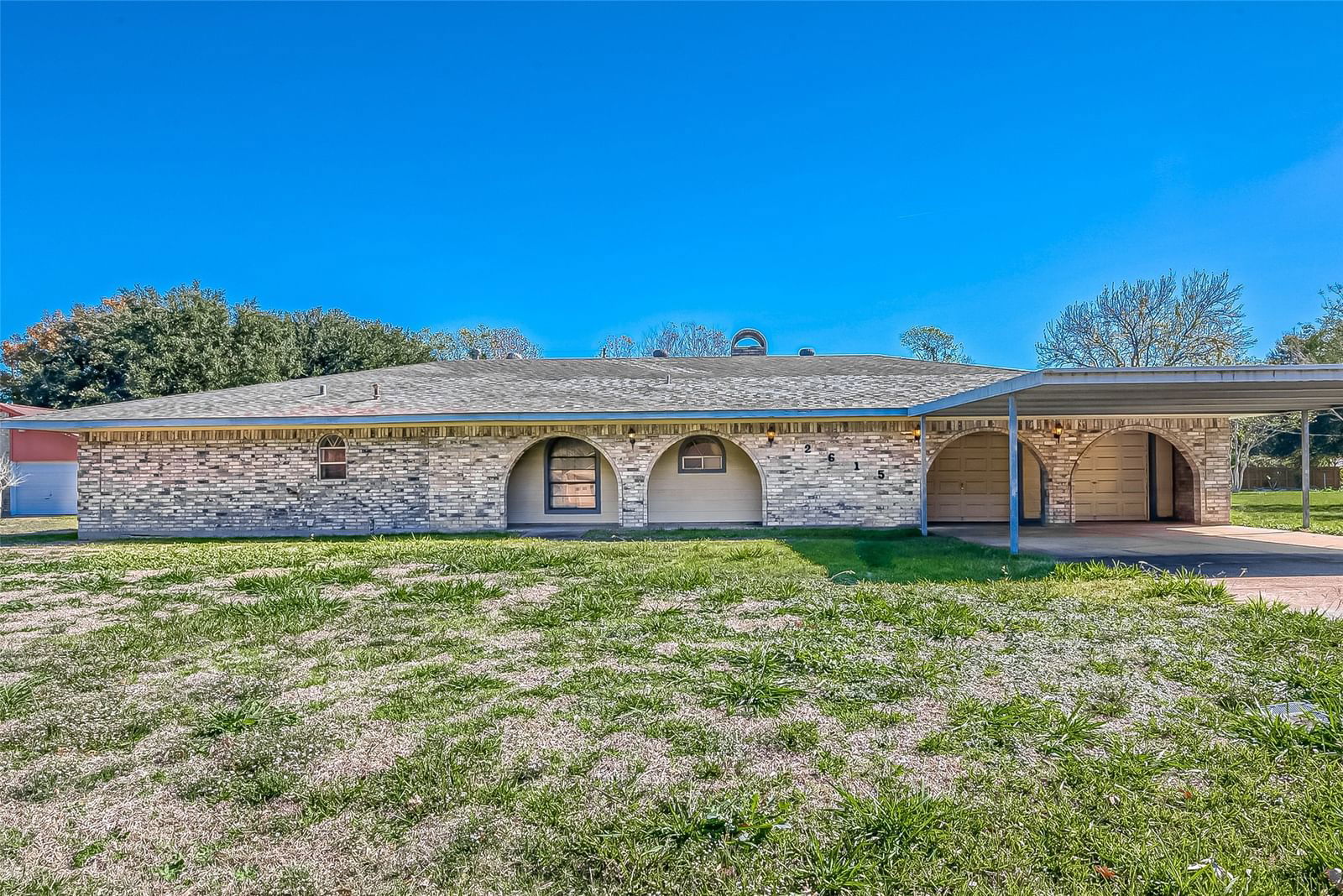 Real estate property located at 2615 Allwright, Fort Bend, R E Handy, Rosenberg, TX, US