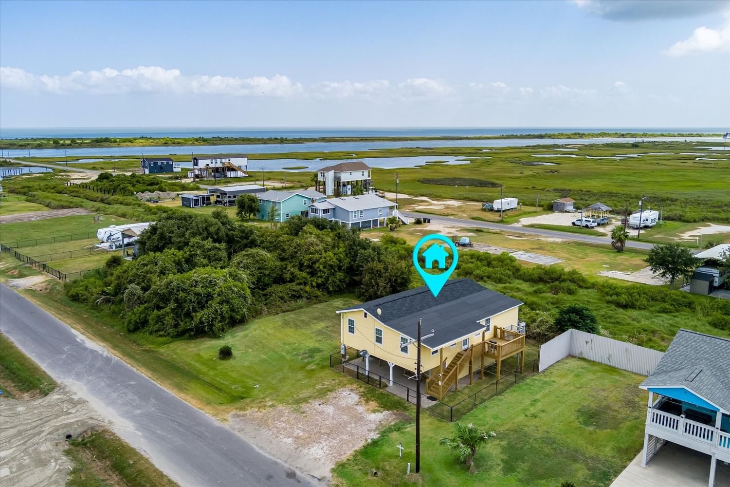 Real estate property located at 1204 Canal West, Galveston, Gulf Shores, Crystal Beach, TX, US