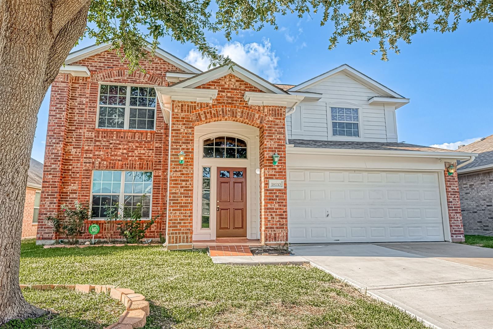 Real estate property located at 18110 Bluefield, Fort Bend, Twin Oaks Village Sec 5, Richmond, TX, US