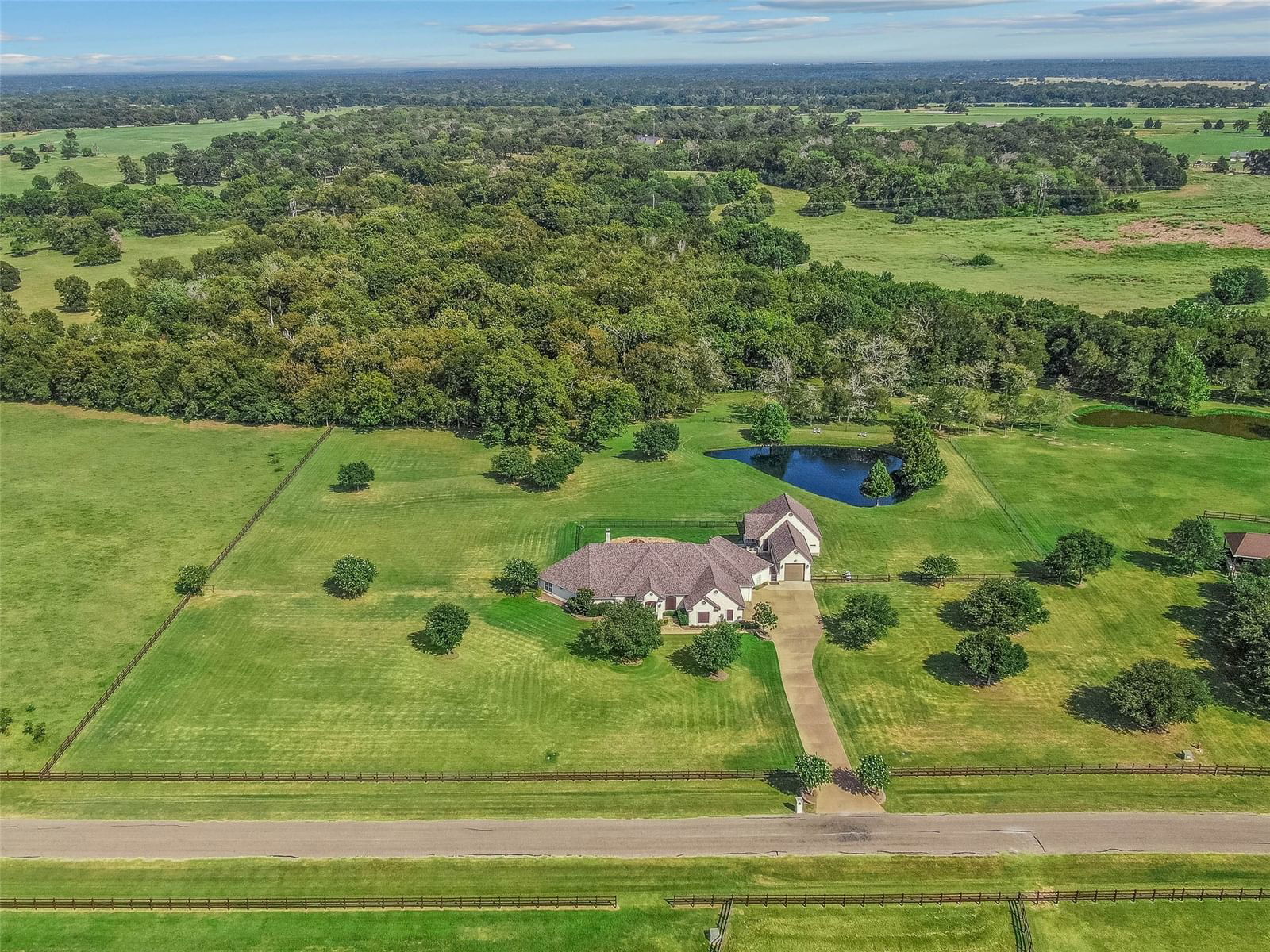 Real estate property located at 9726 Shadow Creek, Brazos, Shadow Creek Ranch PH 2, Bryan, TX, US