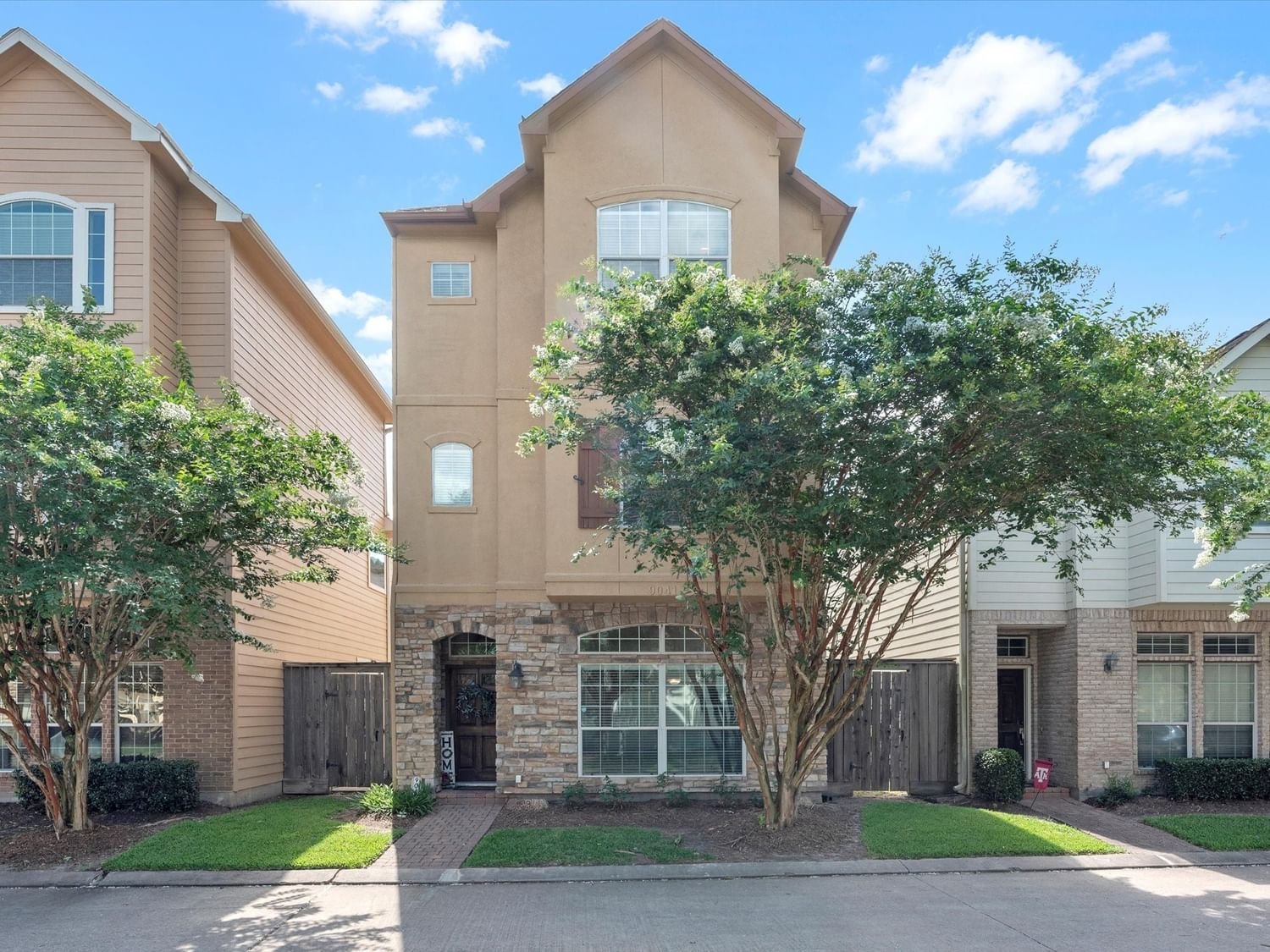 Real estate property located at 9041 Creekstone Lake, Harris, Bedford Falls, Houston, TX, US